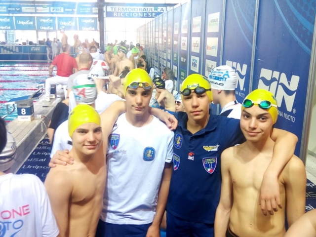 staffetta 4×100 mx A